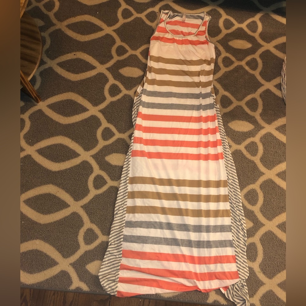 BRAND NEW: Women’s Medium and Large Strip sun dress